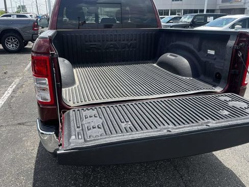 Used 2019 RAM 1500 Big Horn AWD/4WD image 11