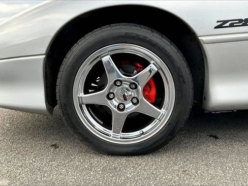 Used 1997 Chevrolet Camaro Z28 w/ Preferred Equipment Group 2 image 26