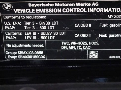 Used 2025 BMW X5 xDrive40i w/ Climate Comfort Package image 64