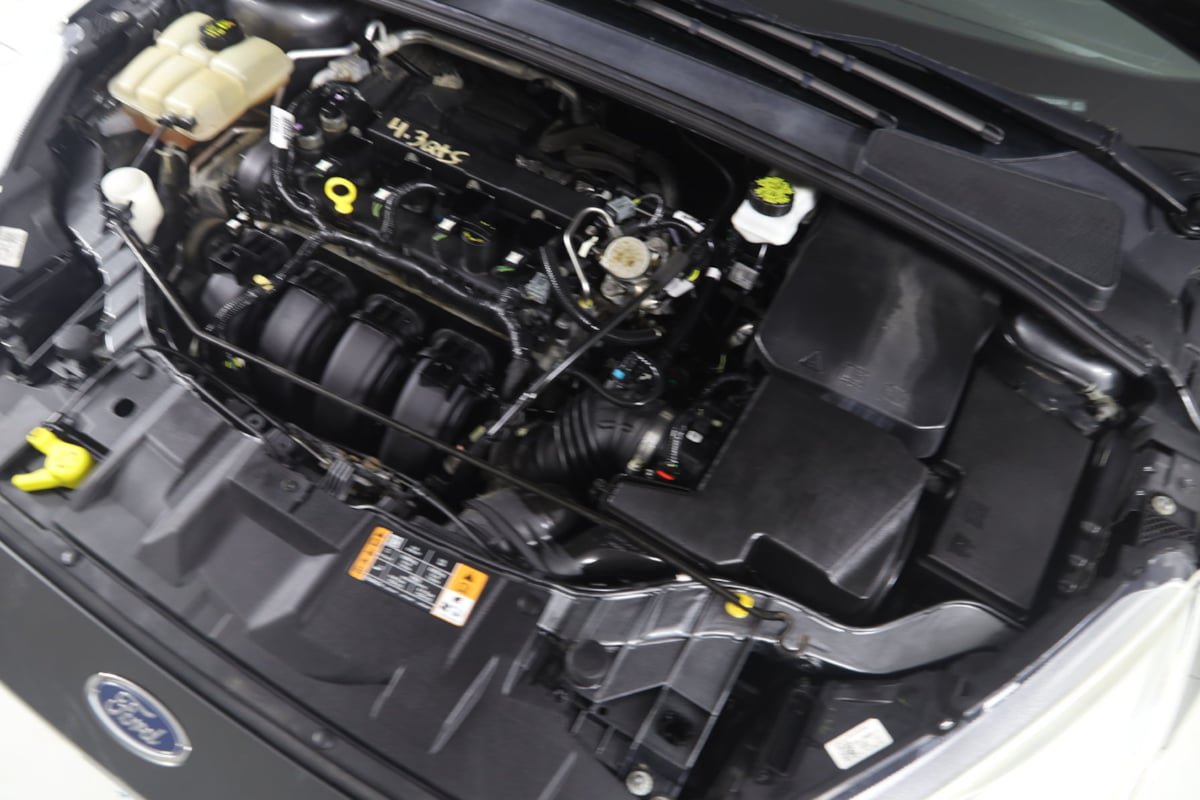 Used 2018 Ford Focus SE FWD image 14