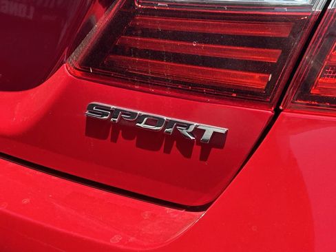 Used 2017 Honda Accord Sport image 6