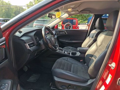 Used 2022 Mitsubishi Outlander SE AWD/4WD image 13