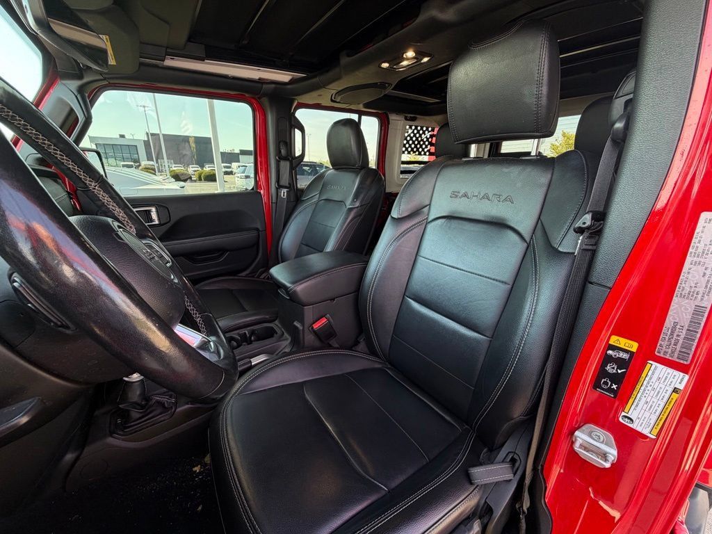 Used 2021 Jeep Wrangler Unlimited Sahara w/ Cold Weather Group AWD/4WD image 13
