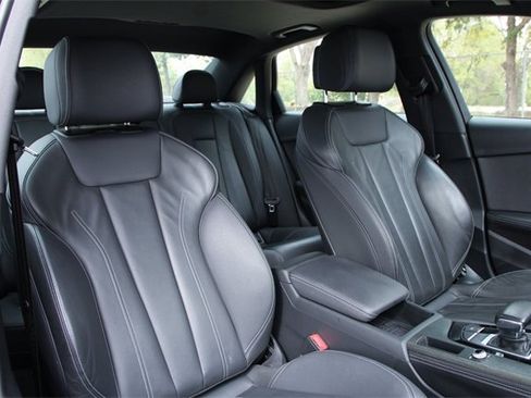 Used 2023 Audi A4 2.0T Premium Plus image 31