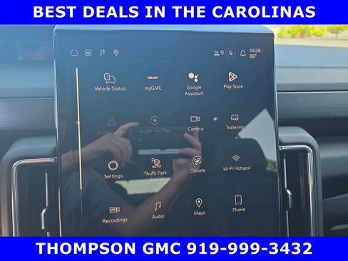 New 2026 GMC Yukon Denali w/ Sun & Power Step Package AWD/4WD image 26