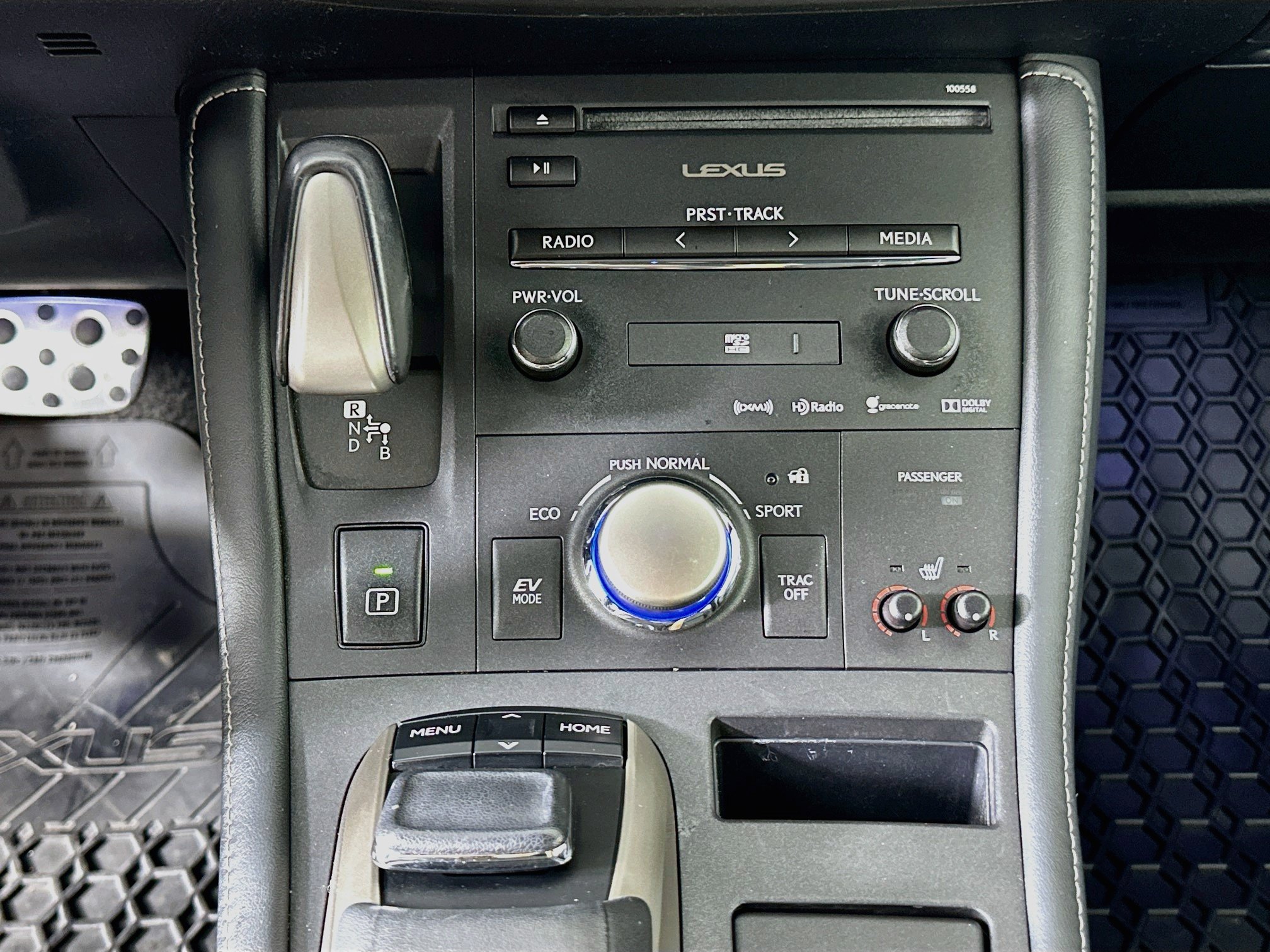 Used 2016 Lexus CT 200h w/ Navigation Package FWD image 25