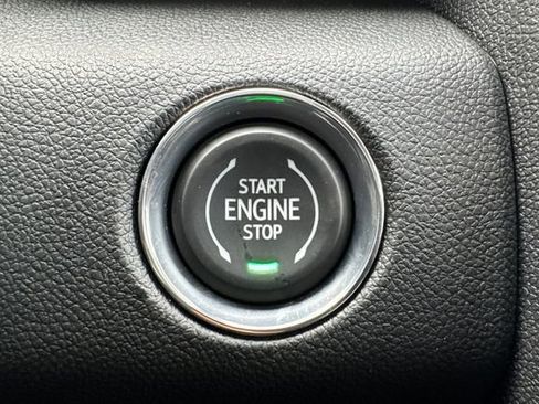 New 2026 GMC Acadia Denali w/ Super Cruise Package image 28