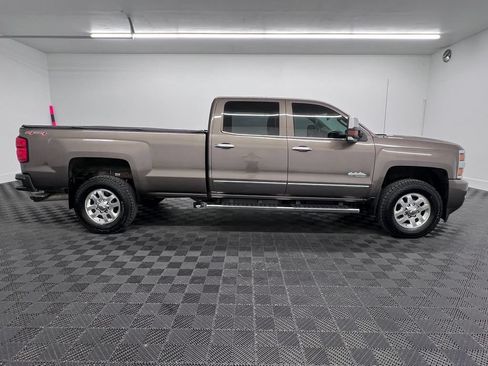 Used 2015 Chevrolet Silverado 3500 High Country w/ Duramax Plus Package AWD/4WD image 7