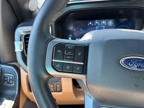 Used 2025 Ford F250 Lariat w/ Chrome Package AWD/4WD image 30