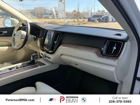 Used 2020 Volvo XC60 T5 Inscription w/ Protection Package Premier image 24