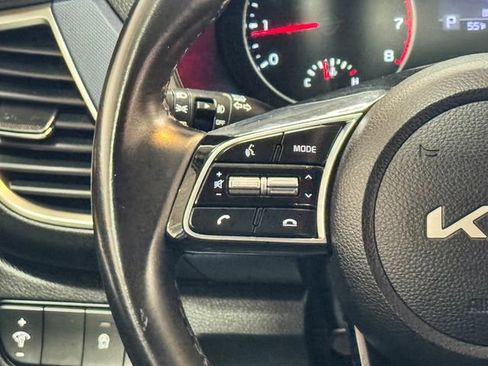 Used 2023 Kia Seltos S image 33