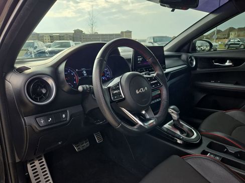 Used 2023 Kia Forte GT image 2