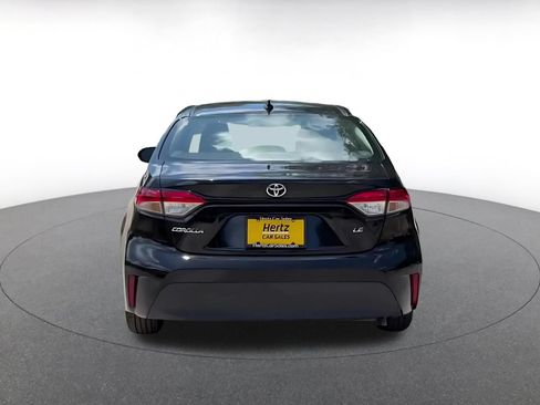 Used 2025 Toyota Corolla LE FWD image 12