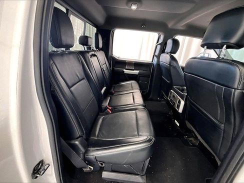 Used 2019 Ford F250 Lariat w/ Chrome Package image 25