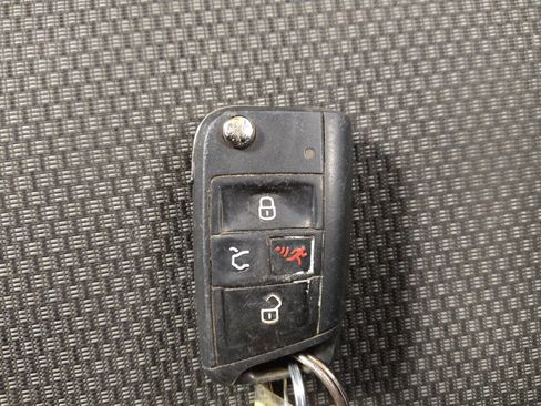 Used 2020 Volkswagen Jetta S w/ Driver Assistance Package FWD image 32