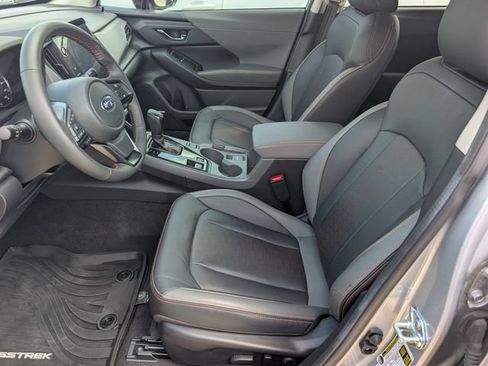 Certified 2025 Subaru Crosstrek 2.5i Limited w/ Crosstrek Mirror Package AWD/4WD image 8