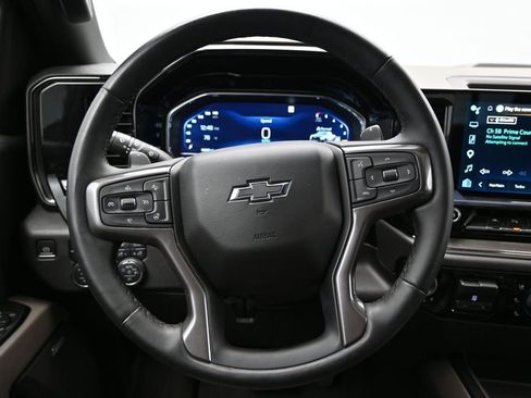 Used 2023 Chevrolet Silverado 1500 ZR2 AWD/4WD image 16