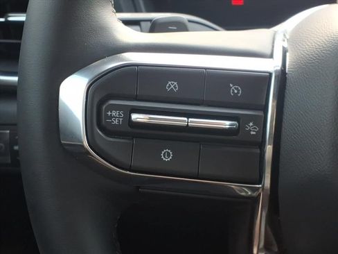 Used 2026 GMC Terrain Elevation w/ Elevation Premium Package FWD image 12