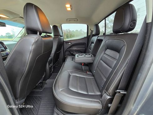 Used 2018 GMC Canyon Denali image 15