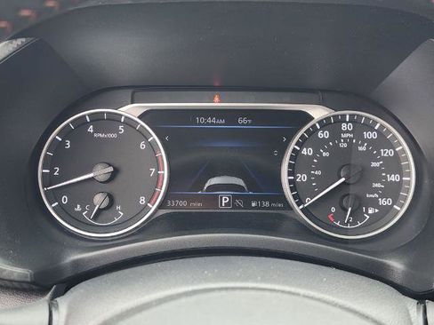 Certified 2024 Nissan Sentra SR FWD image 12