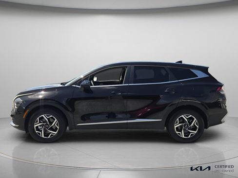 Certified 2025 Kia Sportage LX FWD image 3