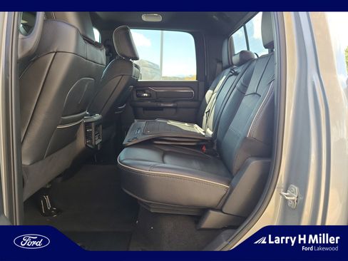 Used 2024 RAM 3500 Limited image 17