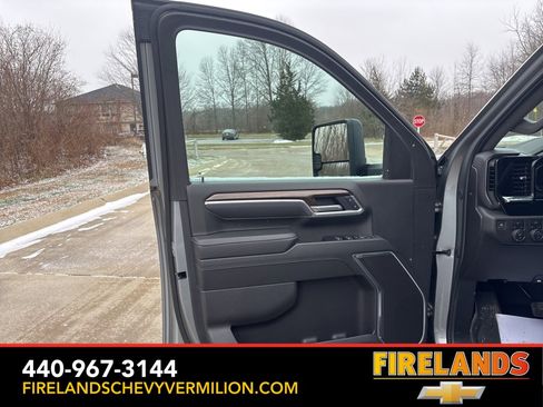 Certified 2025 Chevrolet Silverado 3500 LT w/ Convenience Package image 9