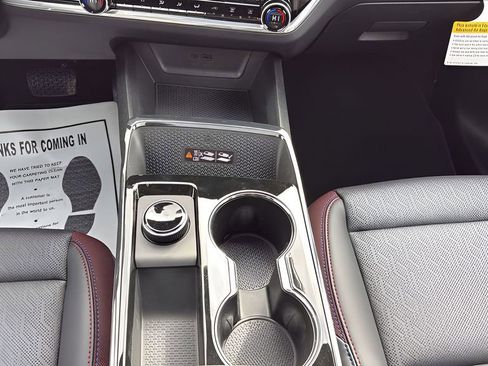 New 2026 Chevrolet Equinox RS w/ Convenience Package III image 24