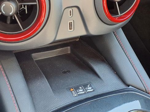 Used 2025 Chevrolet Blazer RS image 9