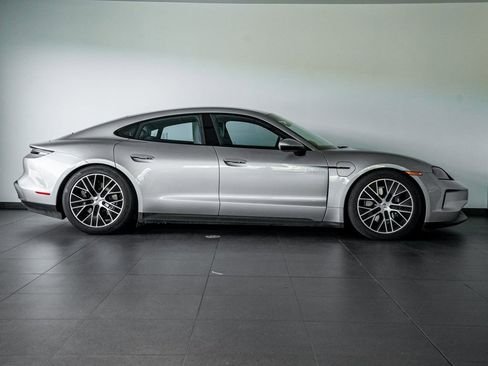 Certified 2025 Porsche Taycan image 8