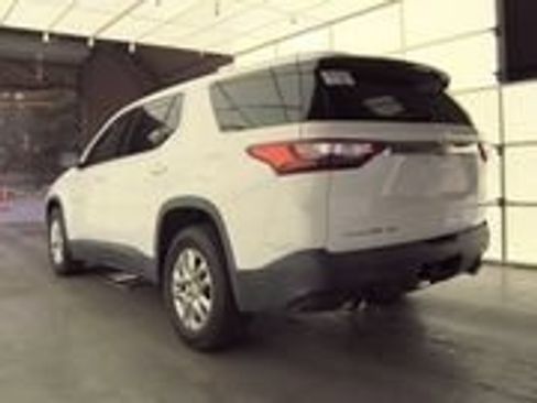 Used 2018 Chevrolet Traverse LS image 5