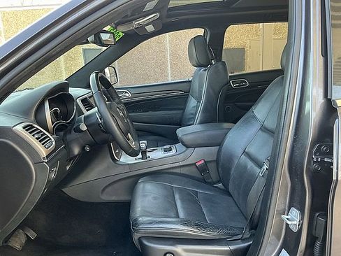 Used 2015 Jeep Grand Cherokee Summit image 18