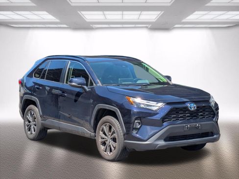 Certified 2023 Toyota RAV4 XLE Premium AWD/4WD image 1