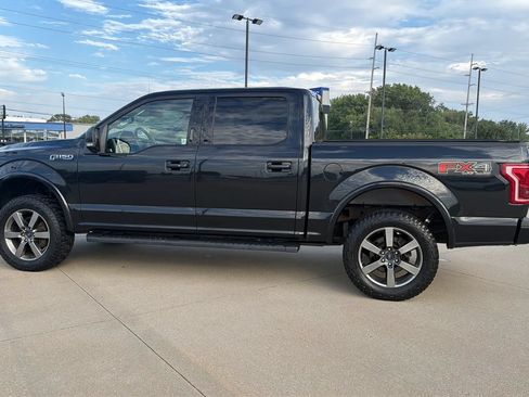 Used 2015 Ford F150 Lariat w/ Equipment Group 502A Luxury AWD/4WD image 10