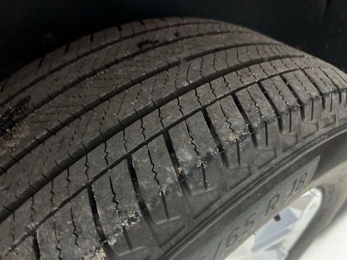 Used 2025 Chevrolet Tahoe LT image 41