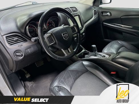 Used 2019 Dodge Journey Crossroad FWD image 11