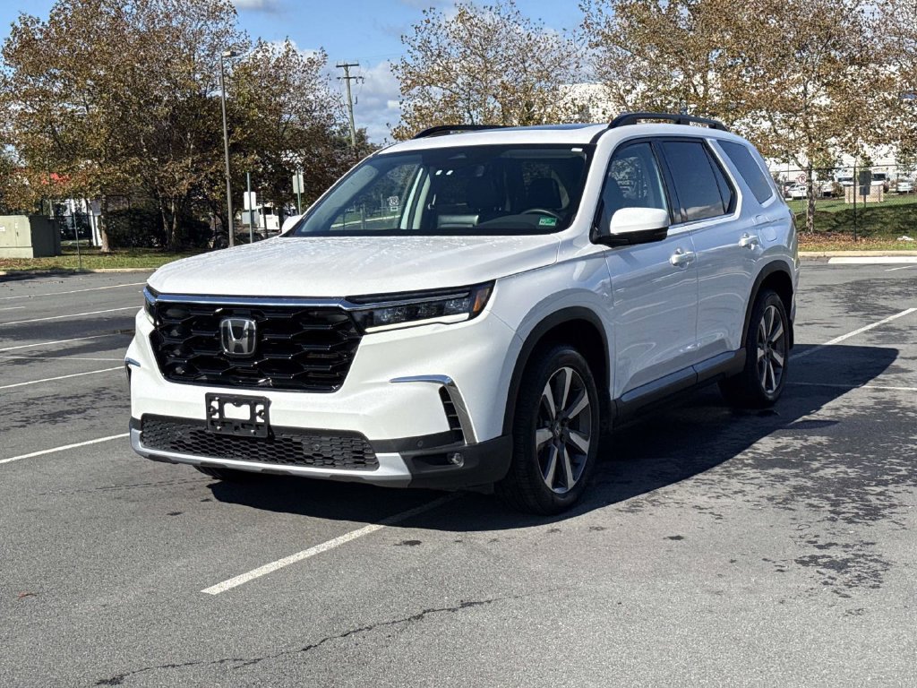Used 2024 Honda Pilot Touring image 20