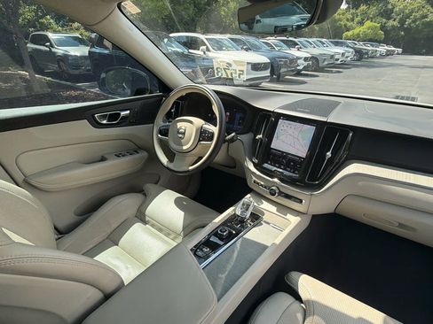 Certified 2023 Volvo XC60 B5 Ultimate w/ Protection Package Premier FWD image 20