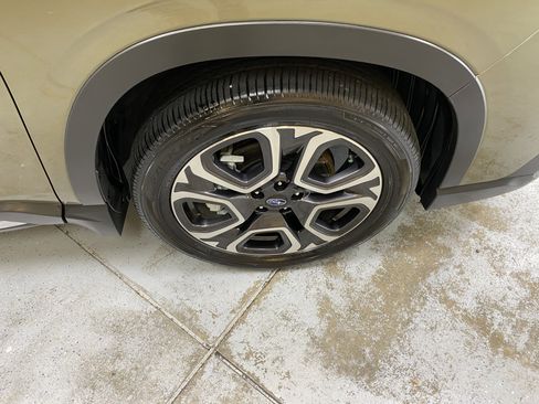 Used 2024 Subaru Ascent Touring w/ Popular Package #2 image 14