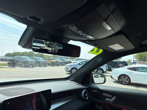Used 2022 Mercedes-Benz GLC 300 4MATIC image 36
