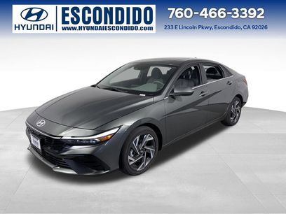 New 2025 Hyundai Elantra SEL