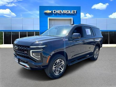 Used 2025 Chevrolet Tahoe Z71 AWD/4WD image 7