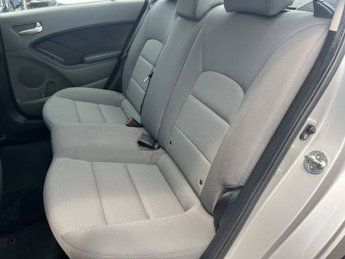 Used 2018 Kia Forte LX FWD image 19