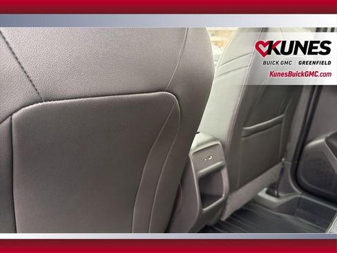 New 2026 Buick Envista Sport Touring w/ Convenience I Package FWD image 32