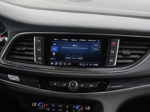 Used 2022 Buick Enclave Premium w/ Experience Buick Package AWD/4WD image 16