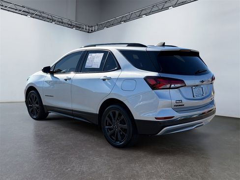 Certified 2022 Chevrolet Equinox RS image 5