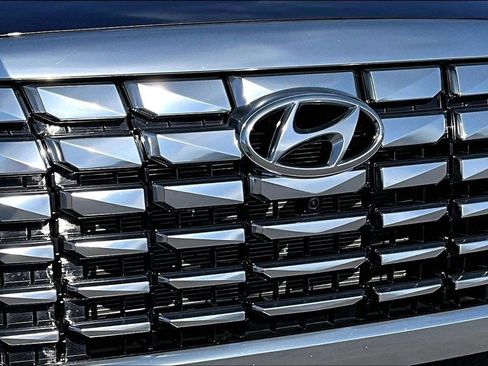 Used 2024 Hyundai Palisade Calligraphy image 40