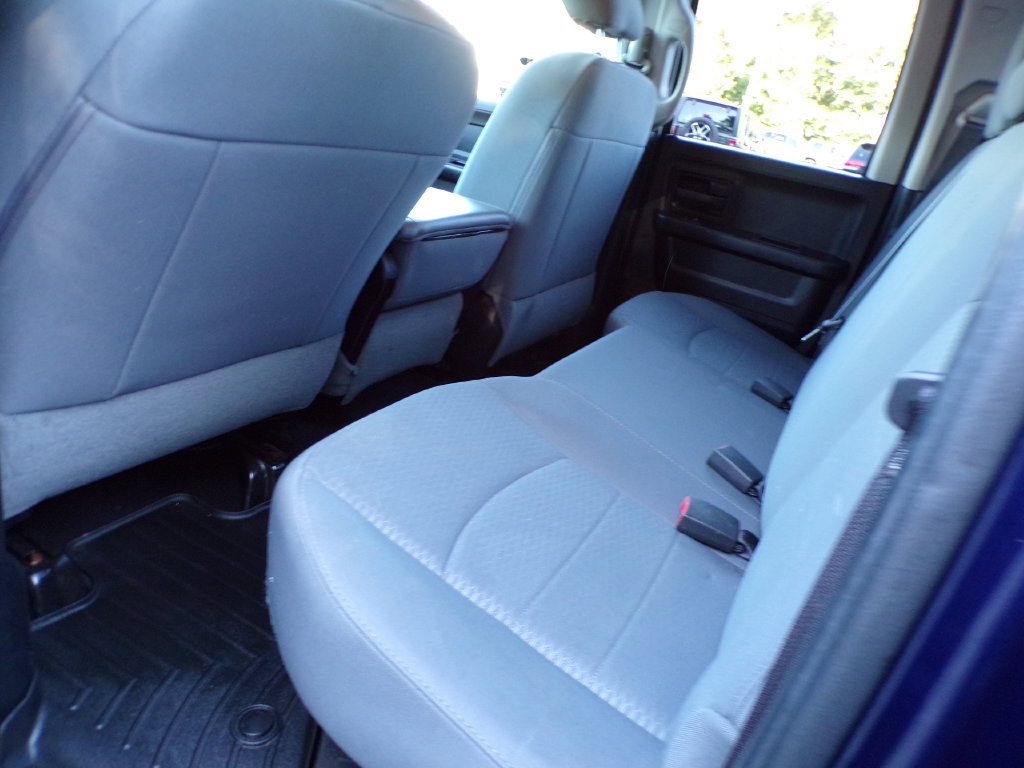 Used 2016 RAM 1500 Express AWD/4WD image 14