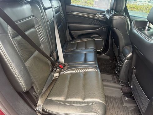 Used 2017 Jeep Grand Cherokee SRT image 22