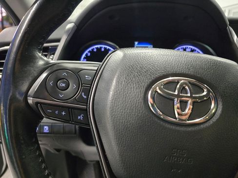 Used 2023 Toyota Camry SE FWD image 18